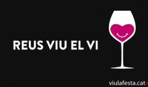 Reus Viu el Vi és una celebració que ens submergeix en l'essència i la tradició vitivinícola de la regió de la comarca del Baix Camp, concretament de la ciutat de Reus